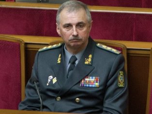 Порошенко заменил Министра обороны Коваля, который хотел "фильтровать" Донбасс.