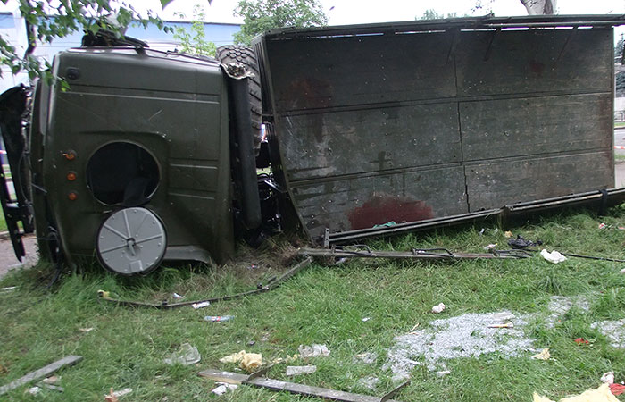 В вооружённых столкновениях на Донбассе уже погибло более 3000 человек