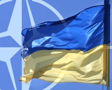 НАТО: "Мы поможем Украине только советом"