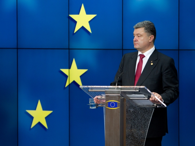 Украинский политолог: "У Порошенко не будет даже трех лет Януковича. За быстрым рассветом следует быстрый закат."
