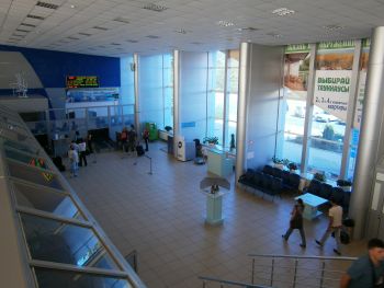 Власти ЛНР ввели запрет на использование международного аэропорта Луганска