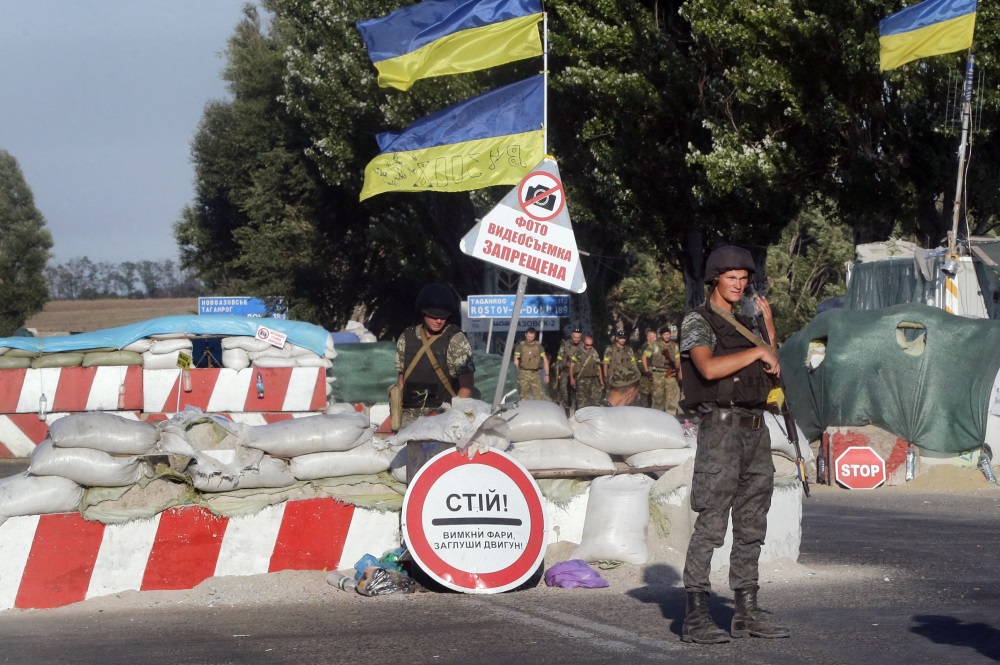 Украинские войска организованно покидают позиции
