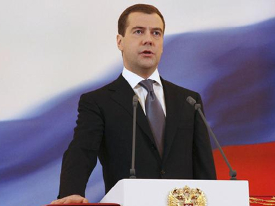 Медведев: "Россия переживет санкции"