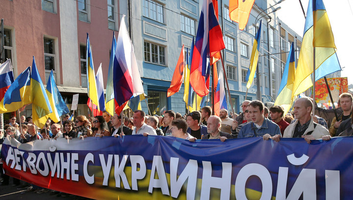 На митинге в Москве требовали сыра и колбасы