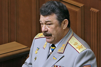 В Киеве завели дела на бывших министров обороны