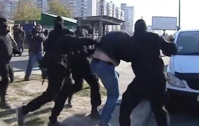 Нацисты в Киеве: на Троещине произошла массовая драка