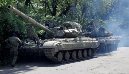 Армией ДНР ведется успешная контрдиверсионная работа; пресечена попытка прорыва в Донецк