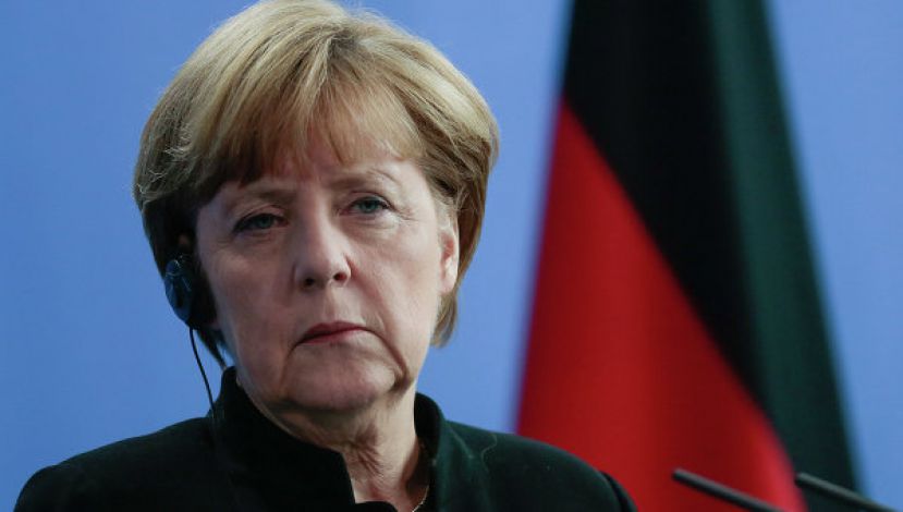 Меркель надоели призывы отозвать санкции против России