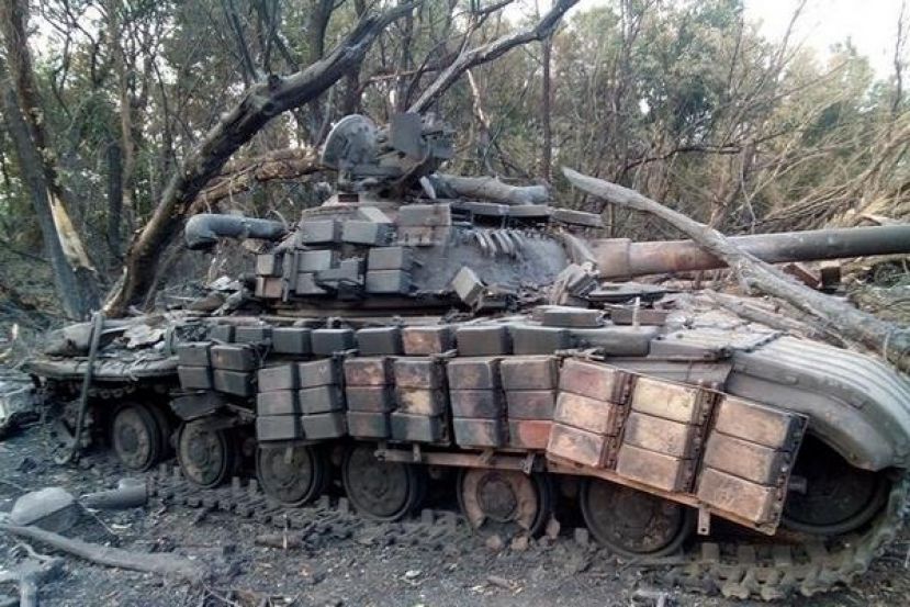 Под Донецком разгромлена колона военной техники ВСУ
