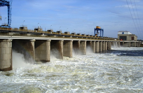 Правосеки взяли "под охрану" Каховскую ГЭС