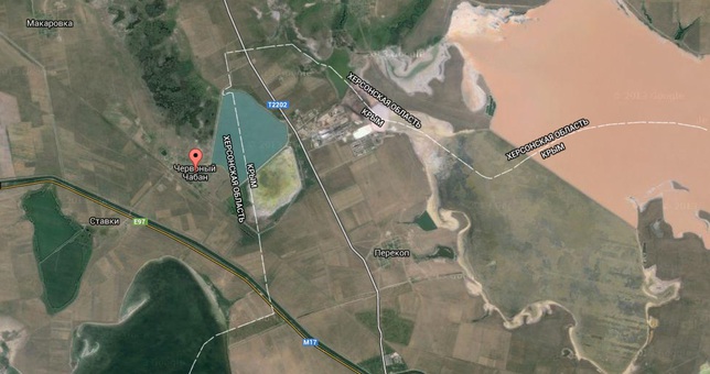 Пожар уничтожил украинский военный лагерь на границе с Крымом