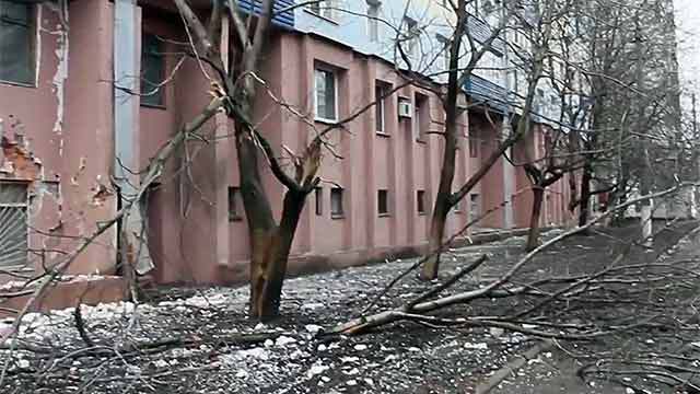 ВСУ вновь обстреливают Донецк, "режим тишины" прекращён