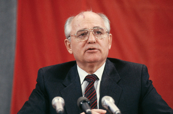 Горбачев об отказе западных лидеров приехать в Москву 9 мая