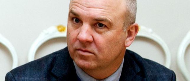 Еврокоммисар: "Киев обязан обеспечить беженцев жильем и работой"