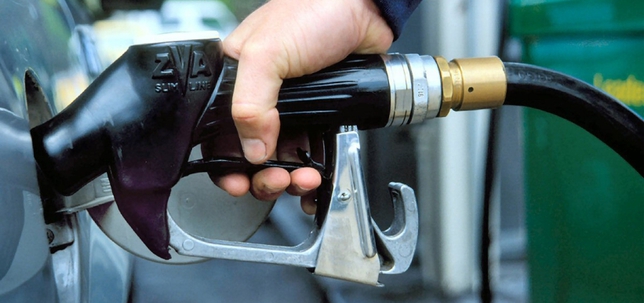 Плотницкий обещает сделать бензин в ЛНР дешевле чем в Украине