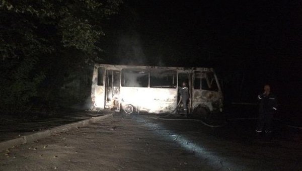 «Происки сепаратистов»: В Запорожье ночью сожгли автобус батальона "Донбасс"