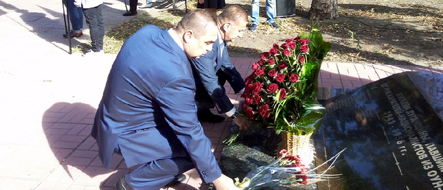 В ДНР и ЛНР почтили память жертв нацизма