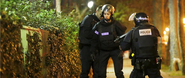 В Париже задержаны более 300 человек за участие в беспорядках
