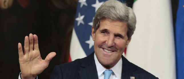 Керри признался, что США продолжают давить на Украину"