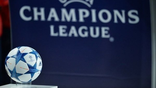 УЕФА условно дисквалифицировал сборную РФ до конца EURO-2016 из-за болельщиков
