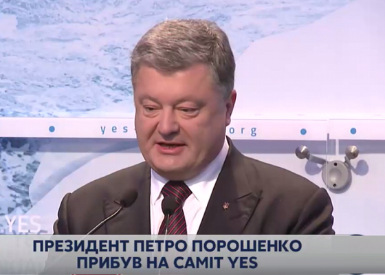 Порошенко: Мы не сделаем ни шага вперед, пока Россия не выполнит обязательства по Донбассу