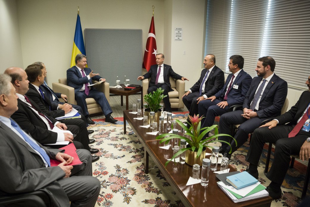Эрдоган встретился с Порошенко по вопросам сотрудничества