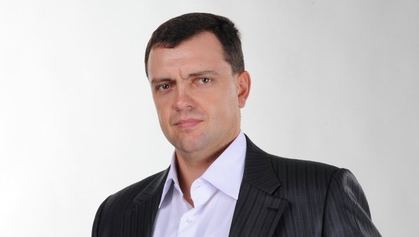 Депутату «Оппоблока» нанесли два удара в грудь отверткой в Днепре