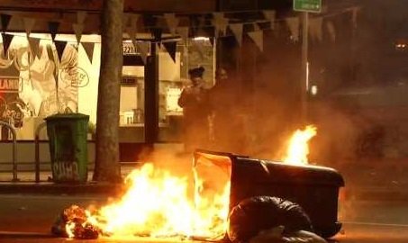 Майдан по-американски: Жители Калифорнии громят улицы из-за победы Трампа