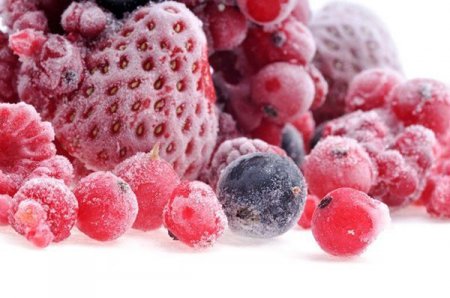Как выбрать замороженные ягоды?