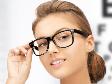 Как правильно выбрать очки для зрения