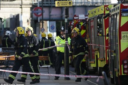 Взрыв в лондонском метро полиция рассматривает как теракт