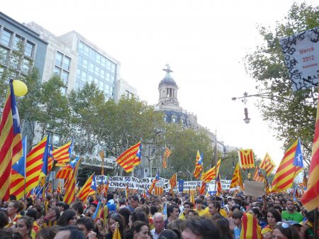 Да здравствует независимая Каталония: За независимость от Испании высказались 90 процентов жителей Каталонии