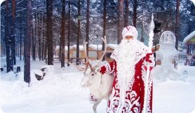 В Вологде начались гуляния с Дедом Морозом из Великого Устюга