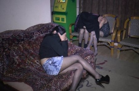В Турции за занятие проституцией задержали гражданок Азербайджана и Грузии