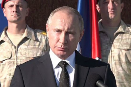 Путин приказал приступить к выводу войск из Сирии