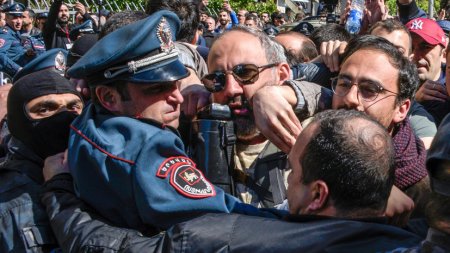 Генеральная прокуратура Армении возбудила уголовное дело по факту беспорядков в Ереване.