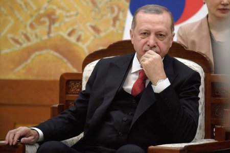 Турция превращается в настоящее поле битвы: Financial Times