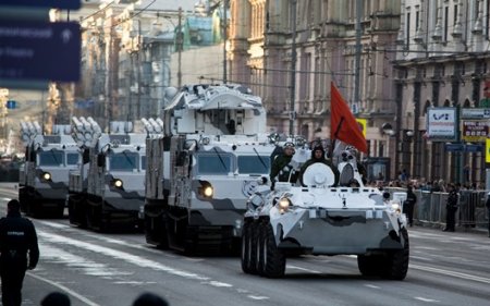 Какую военную технику показали на параде в Москве
