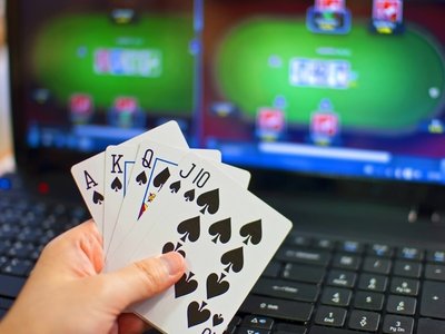 Выбор оптимальной валюты для игры в интернет казино