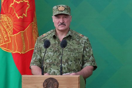 Лукашенко раскритиковал позицию РФ в попытках приватизировать победу в ВОВ