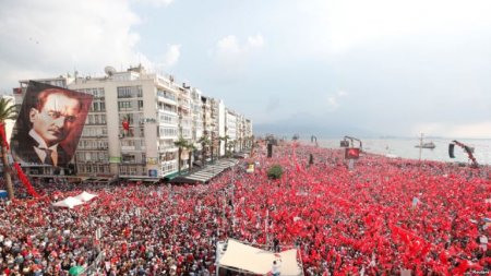 Миллионы турок вышли против режима Эрдогана