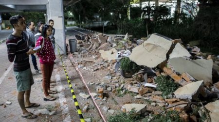 Землетрясение на острове Ломбок в Индонезии: десятки погибших