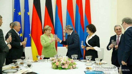 Германия сделает все от нее зависящее в вопросе либерализации визового режима для граждан Армении – Меркель