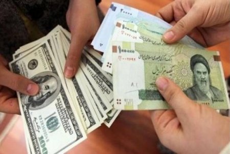 Иранский риал упал до рекордных 146 тысяч за доллар