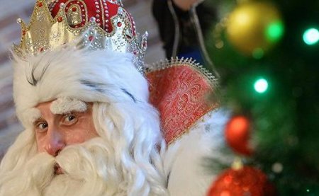 Дед Мороз призвал россиян покупать ёлки в горшках 