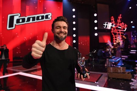 Победителем шоу Голос-7 стал Петр Захаров 