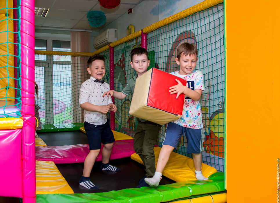 Организация и проведение праздничных утренников в Киеве