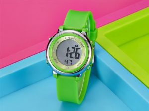 Для чего ребенку наручные часы?