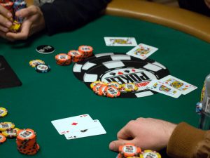 Играем в новинки автоматов с Вулкан Делюкс