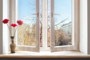 Как выбрать окна для дома: на что обратить внимание в первую очередь